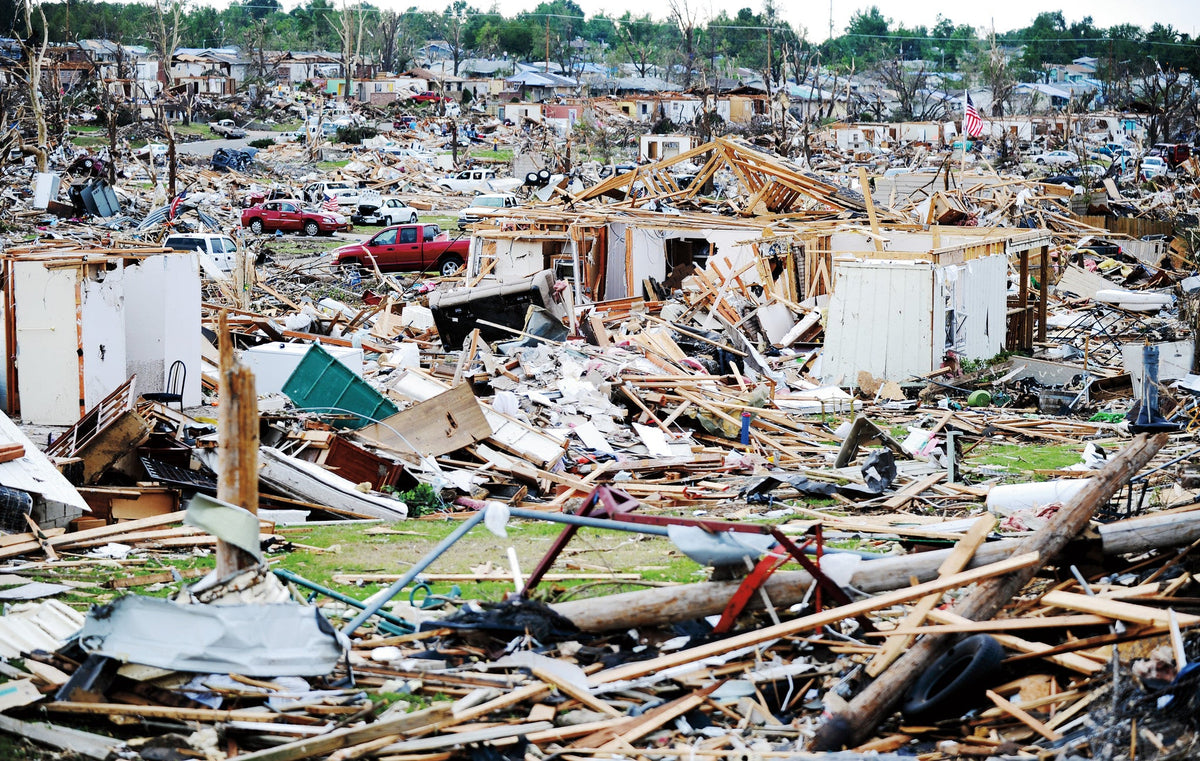 32 Minutes in May: The Joplin Tornado - Additional Book View 6
