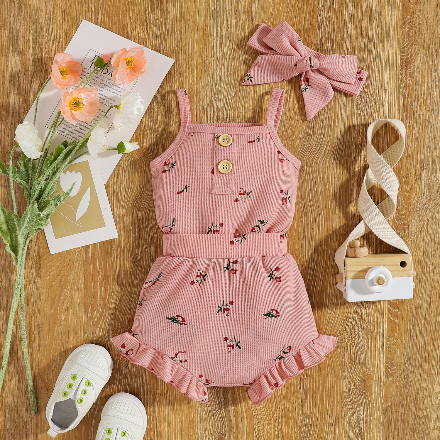 Infant Set Waffle Floral Print Suspenders Three Piece Set - Cindi Book