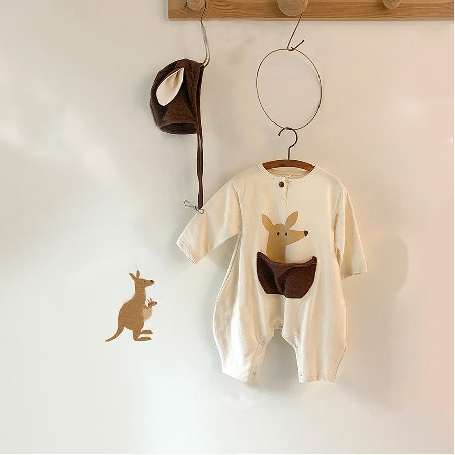 Kangaroo Triangle Baby Outing Bag Fart Outfit