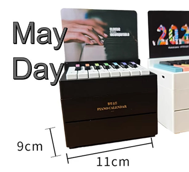 Adjustable Volume Hand Cranked Electronic Piano - Cindi Book
