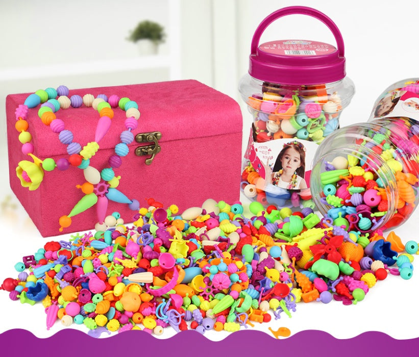Children's beaded toys - Cindi Book
