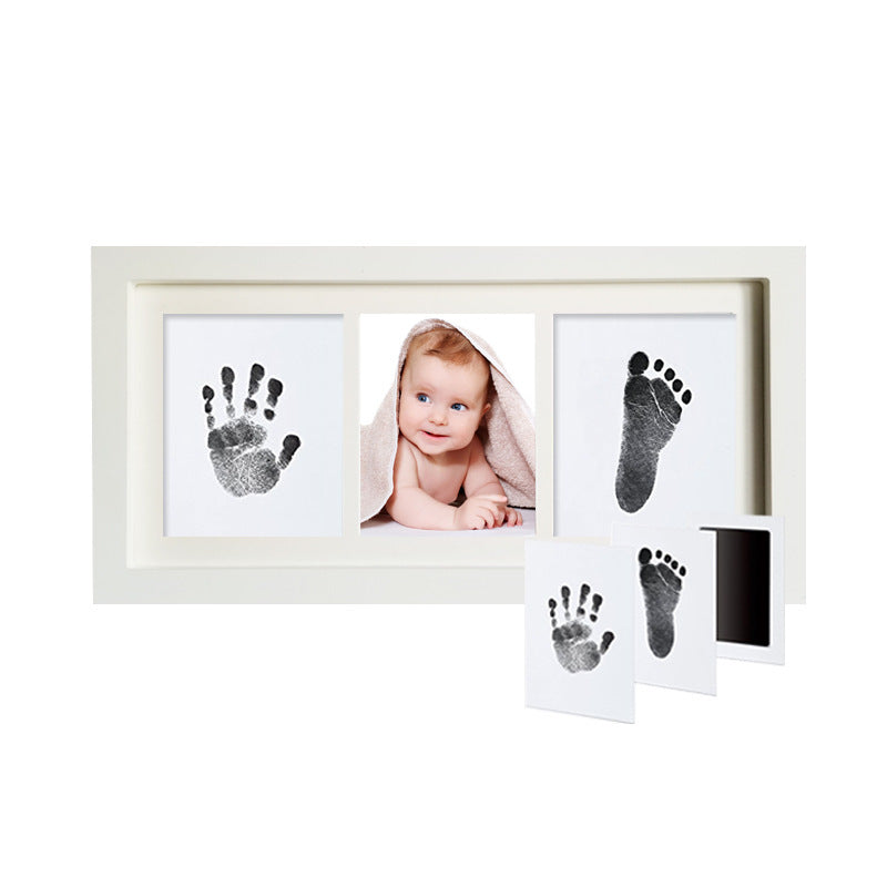 Baby hands and feet with oil - Cindi Book