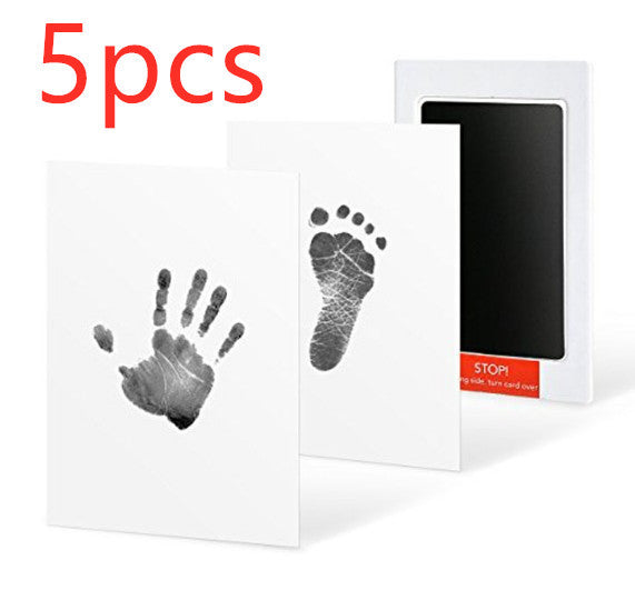Baby hands and feet with oil - Cindi Book