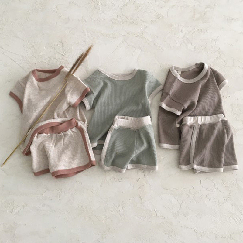 Infant and young children's clothing made of old casual sports short-sleeved suit - Cindi Book