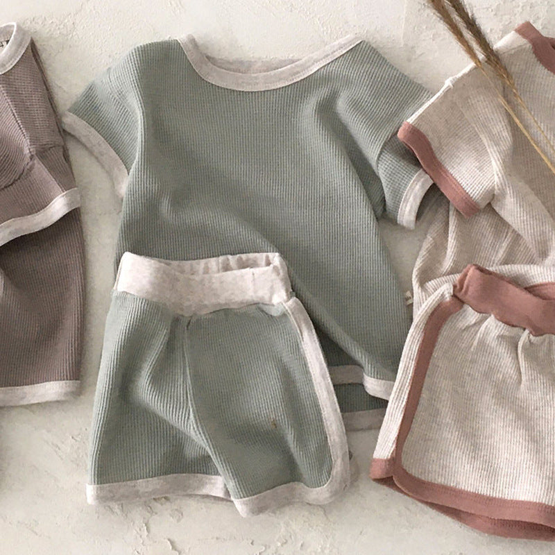 Infant and young children's clothing made of old casual sports short-sleeved suit - Cindi Book