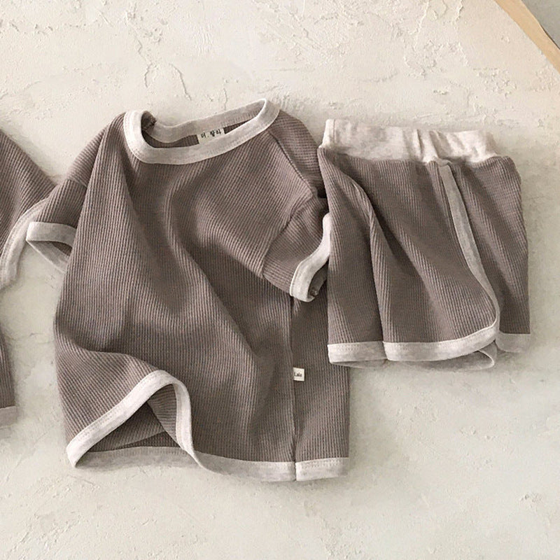 Infant and young children's clothing made of old casual sports short-sleeved suit - Cindi Book