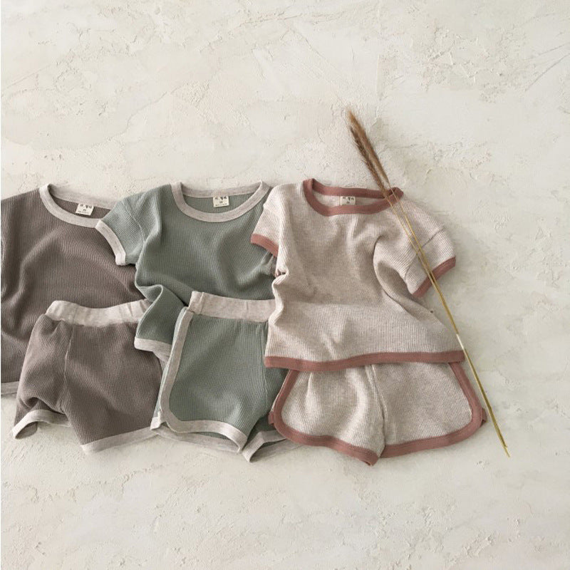 Infant and young children's clothing made of old casual sports short-sleeved suit - Cindi Book