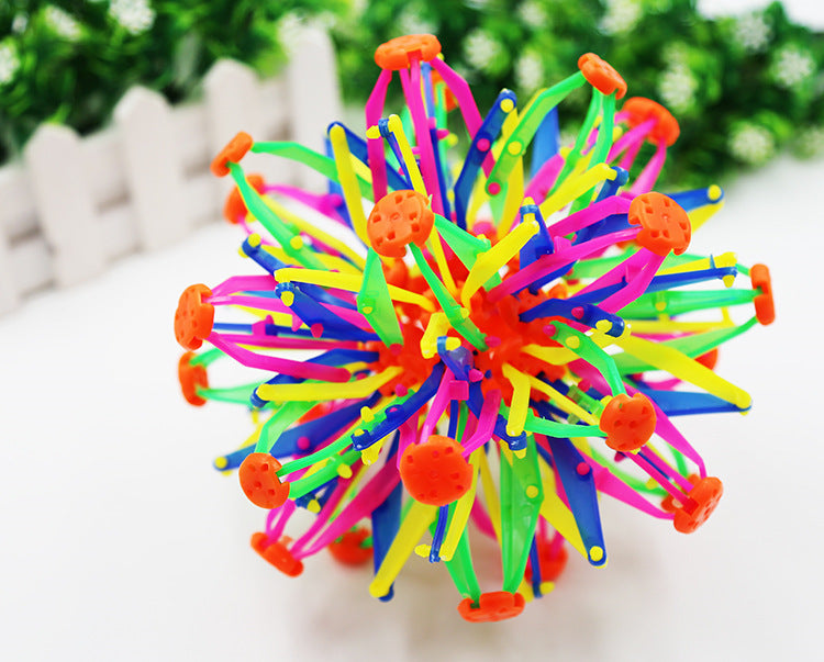 Children's Toys Catch And Kick The Blossoming Ball Magic Telescopic Ball Becomes Bigger - Cindi Book