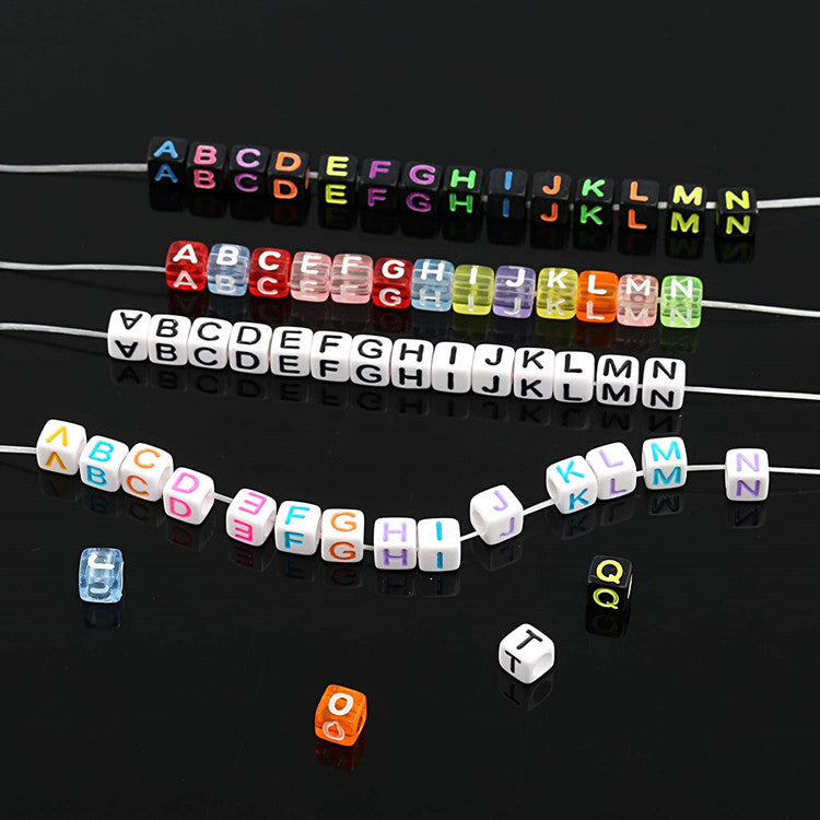 Acrylic English alphabet beads - Cindi Book