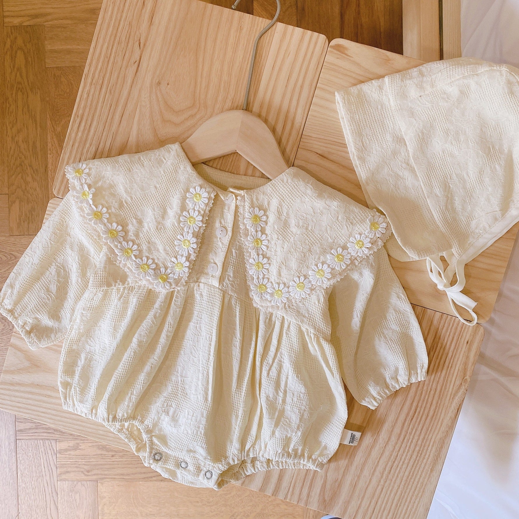 0-2 Years Old Baby Daisy Romper Spring Baby Square Neck Long-sleeved Shirt - Cindi Book
