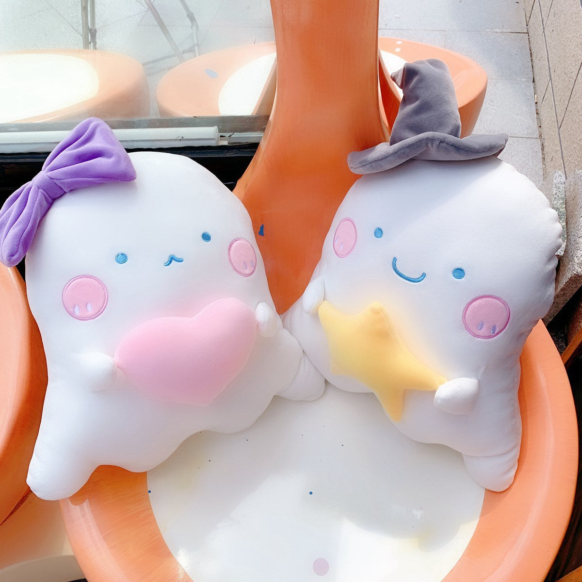 Creative Plush Toy Ghost Keychain Pendant - Cindi Book