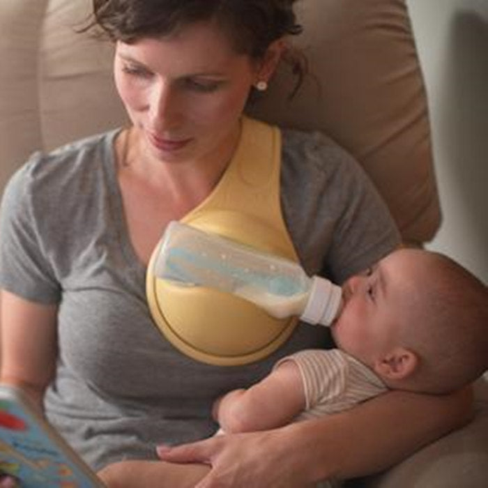 Bottle Holder The Hands Free Way To Feed Your Baby - Cindi Book
