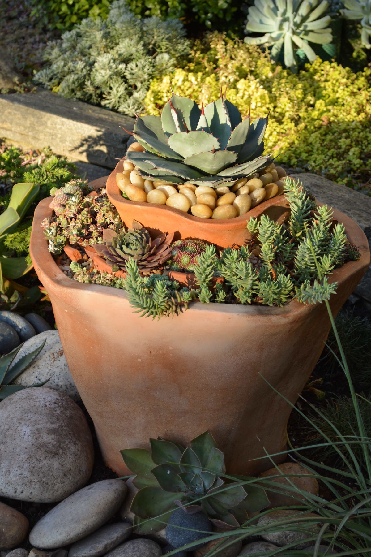 Peace, Love and Gardening: Understanding Pacific Northwest Gardens and Do-It-Yourself Projects to Beautify Them – From the Best of the Pecks Columns - Additional Book View 15