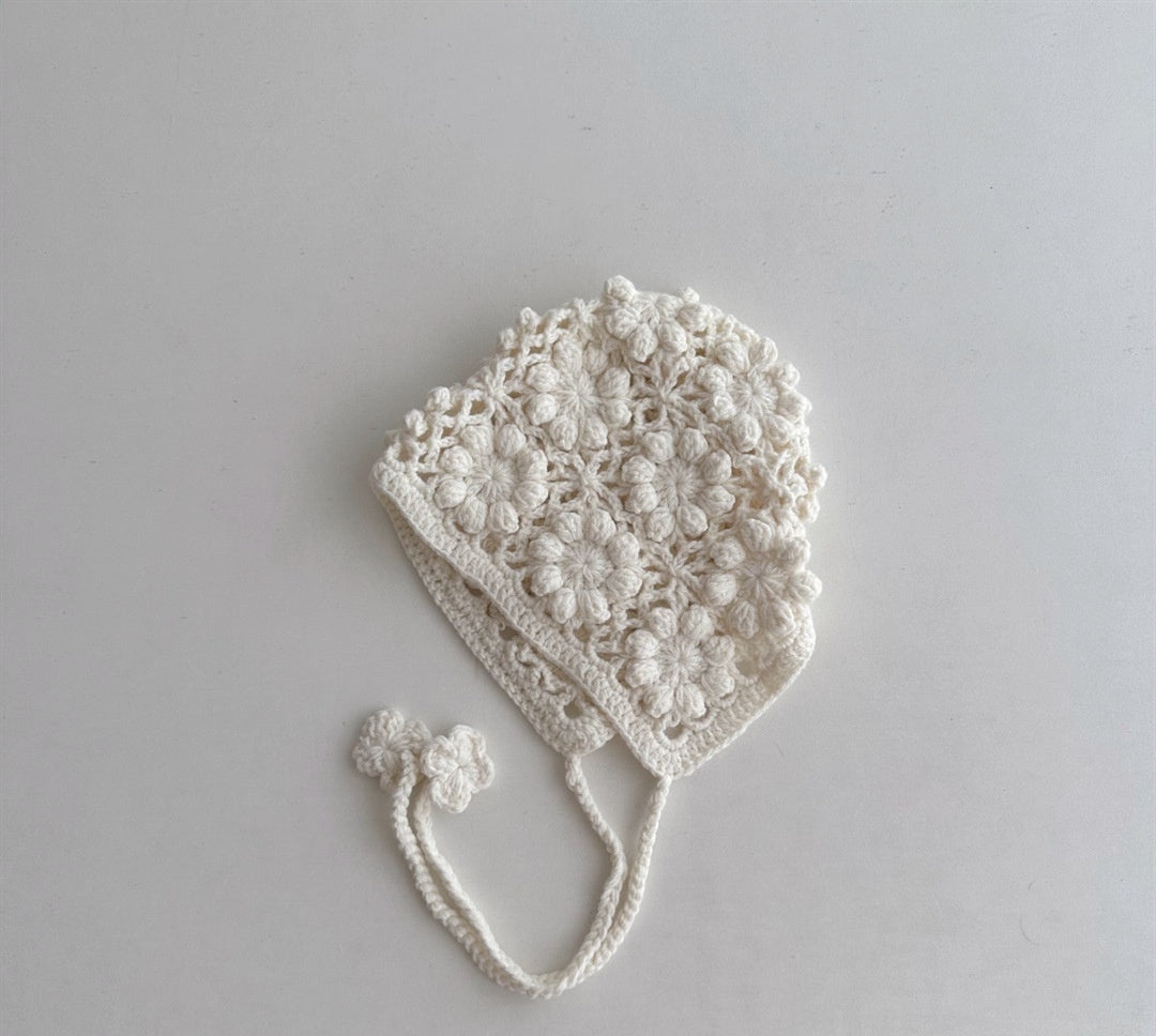 Breathable Lace Up Earflaps Woolen Hat Girl - Cindi Book