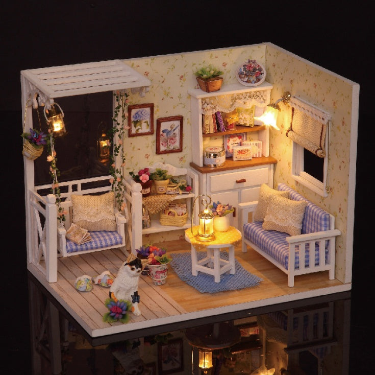 Miniature Doll House - Cindi Book