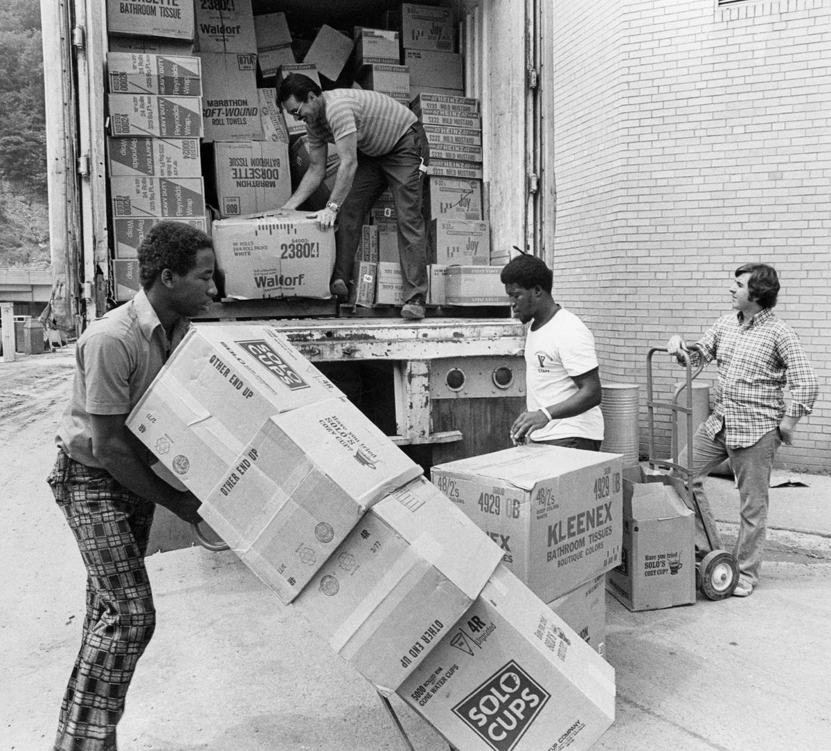 Johnstown Memories III: More Than 125 Years of Photographic History - Additional Book View 5