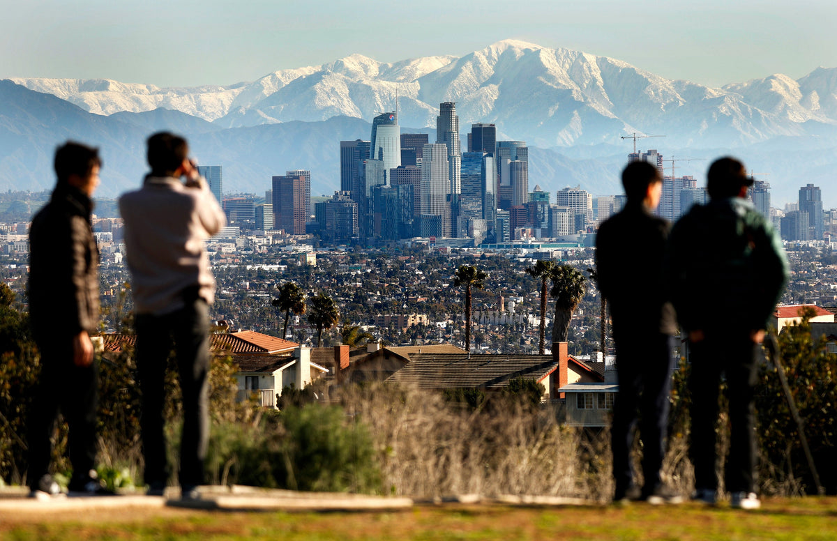 A Year in Photography: The Story of 2019 by the Los Angeles Times - Additional Book View 4