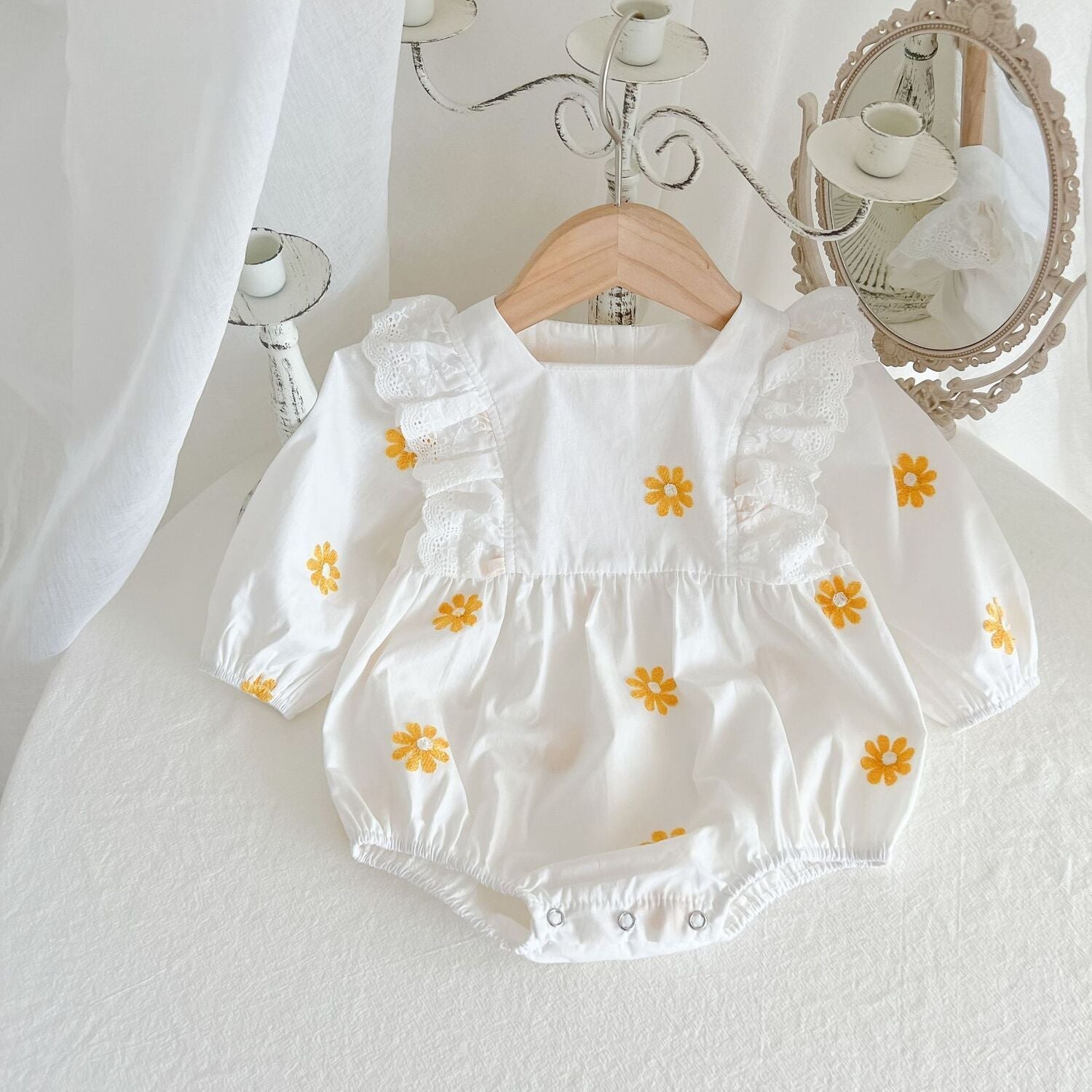 Sweet Daisies Embroidery Rompers Long Sleeve Onesie - Cindi Book