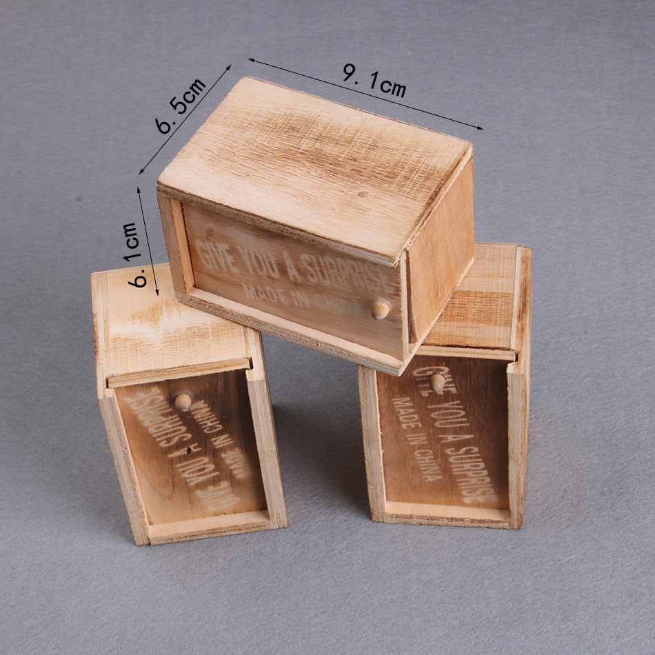 Prank Spider Wooden Scare Box Trick Play Joke Lifelike Surprise April Fools' Day Funny Novelty Toys Gags Practical Gifts - Cindi Book