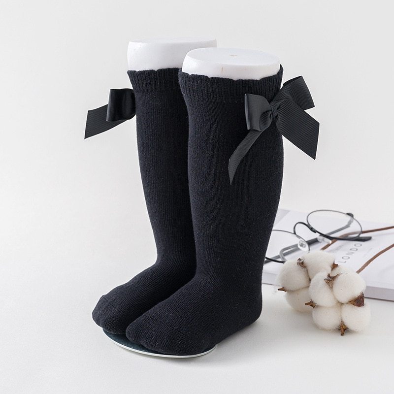 Girl student little princess red socks - Cindi Book