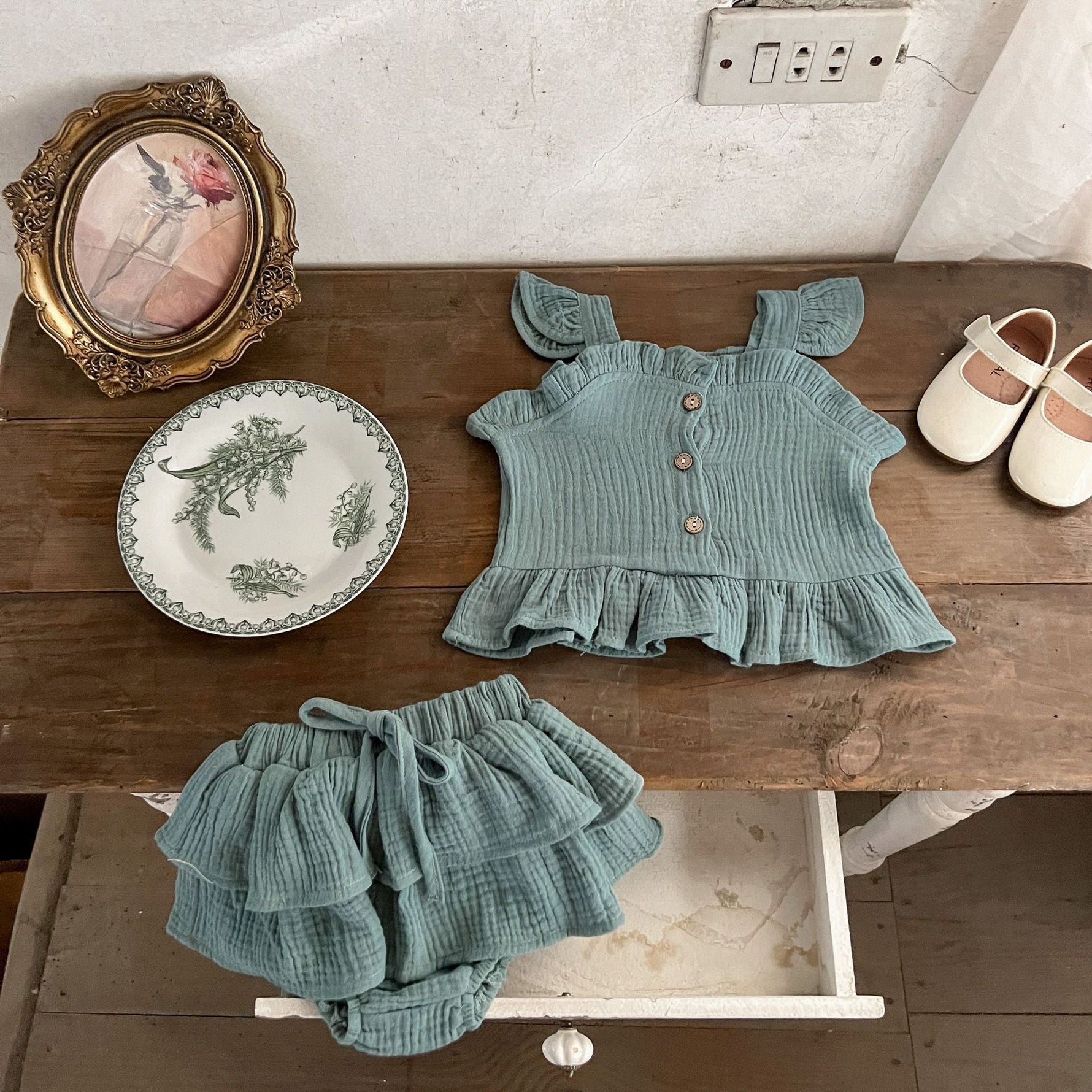 Girls' Western Style Fashion Children's Clothing - Cindi Book