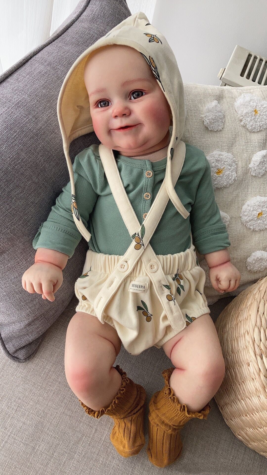 Cute Creative Simulation Baby Doll Finished Product - Cindi Book