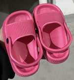 Children's Feeling Of Stepping On Feces Thick Soled Home Slippers - Cindi Book