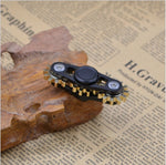 Fingertip gyro decompression toy - Cindi Book