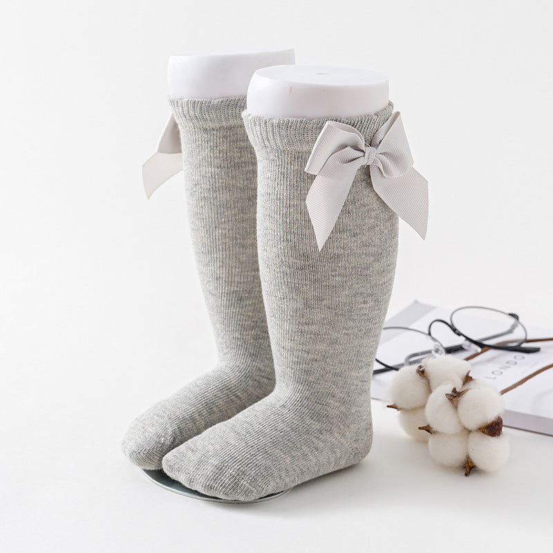Girl student little princess red socks - Cindi Book