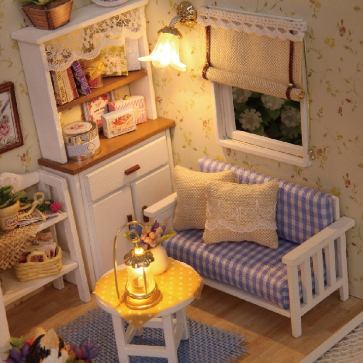 Miniature Doll House - Cindi Book
