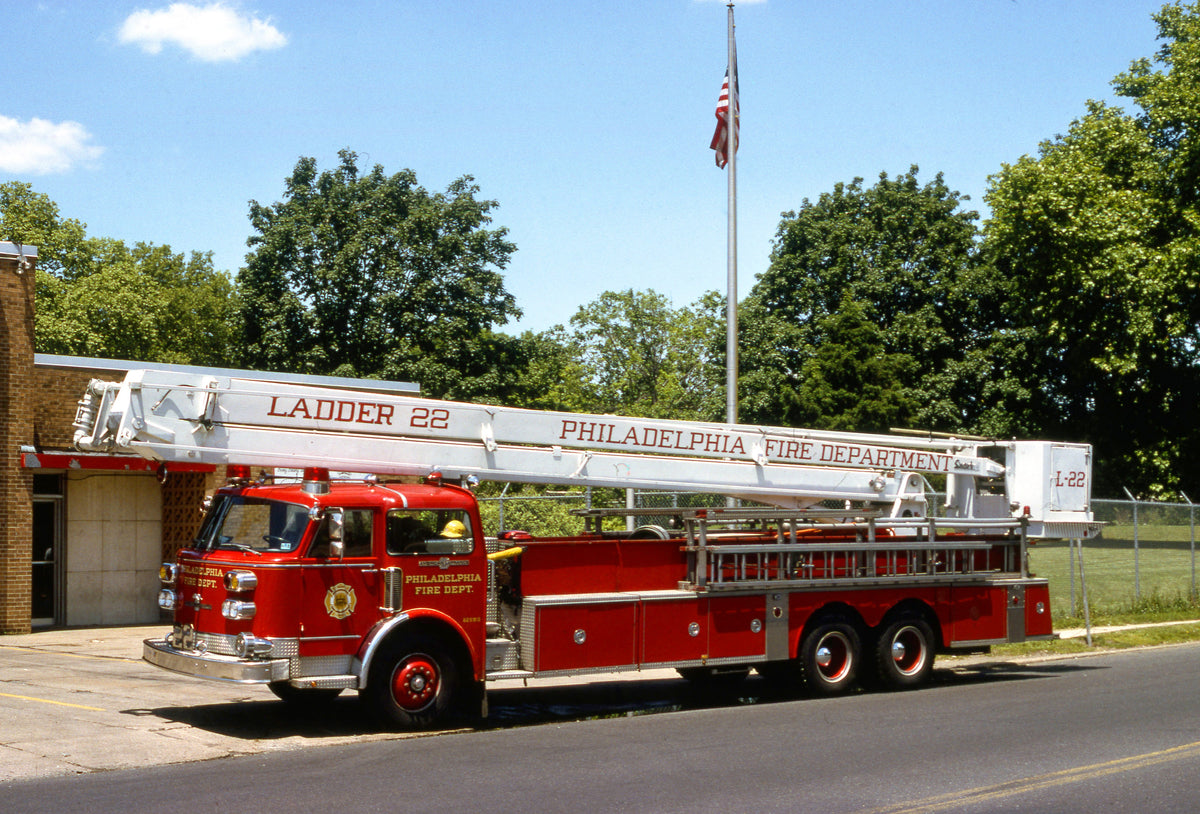 From Horses to Horsepower: A History of Philadelphias Fire Apparatus 1871 to 2017 - Additional Book View 8
