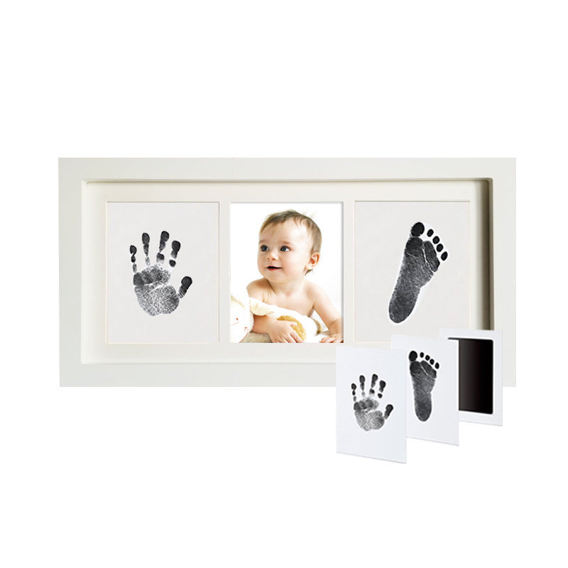 Baby hands and feet with oil - Cindi Book
