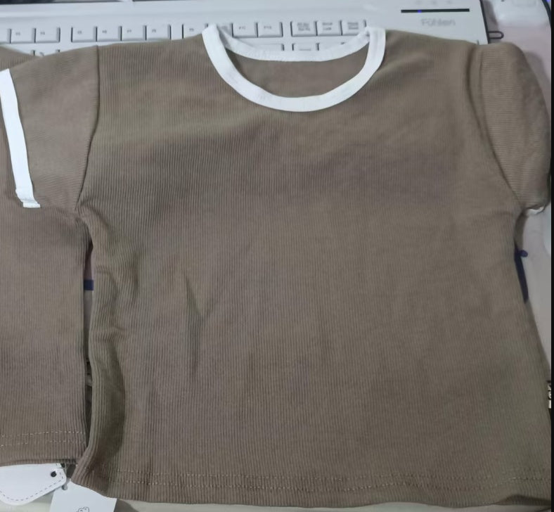 Infant and young children's clothing made of old casual sports short-sleeved suit - Cindi Book