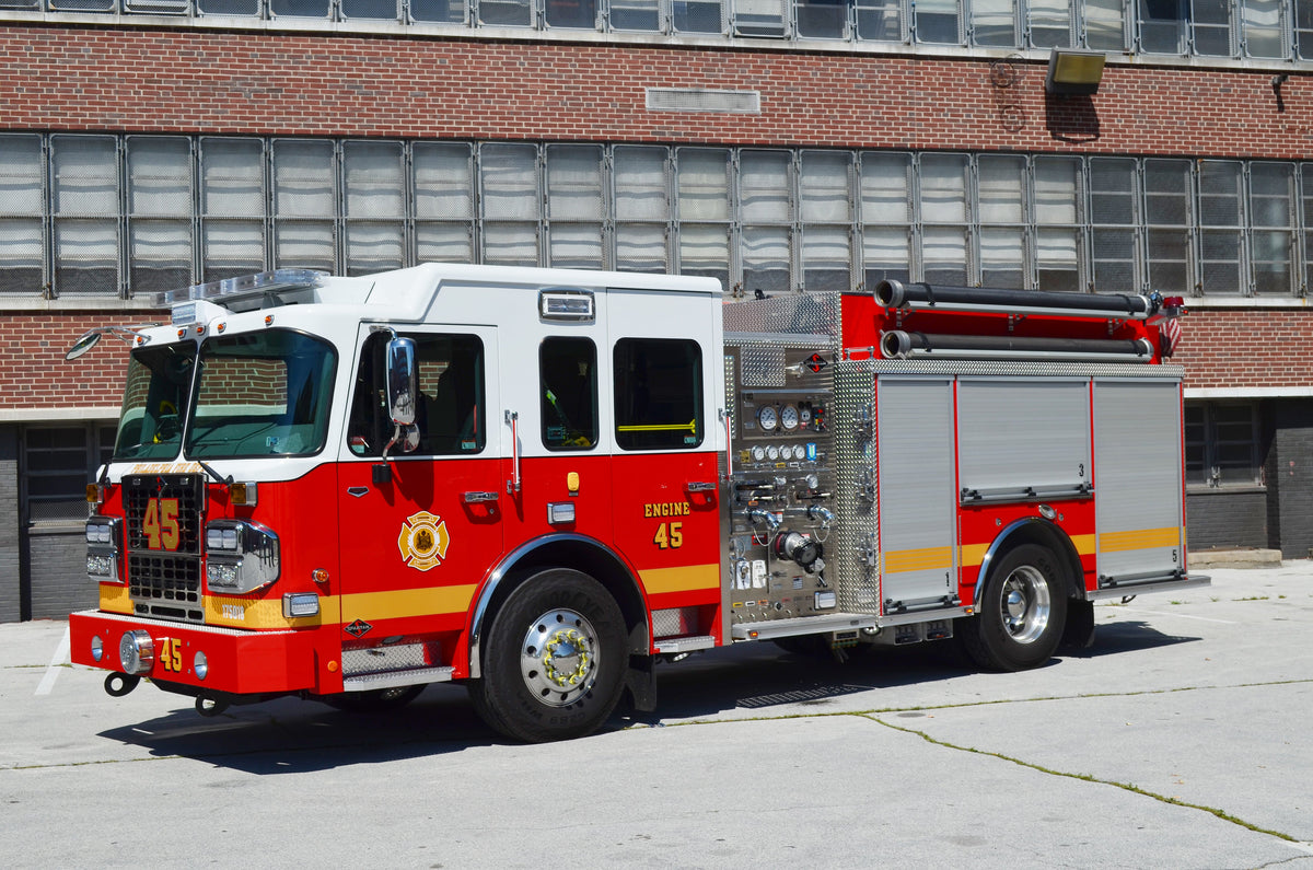 From Horses to Horsepower: A History of Philadelphias Fire Apparatus 1871 to 2017 - Additional Book View 2