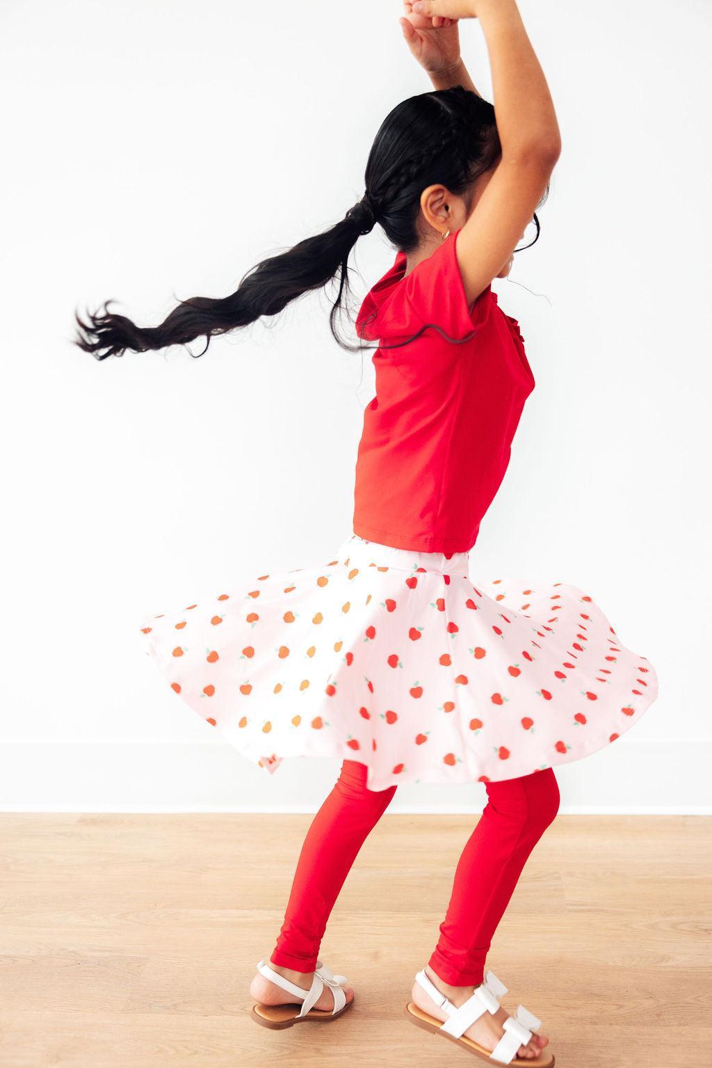 An Apple a Day Twirl Skegging - Image 6