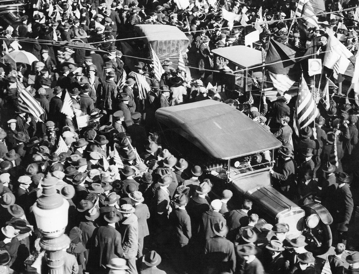 50 Maryland Moments: The Events That Shaped the Free State Through Photos and Stories from The Baltimore Sun - Additional Book View 9