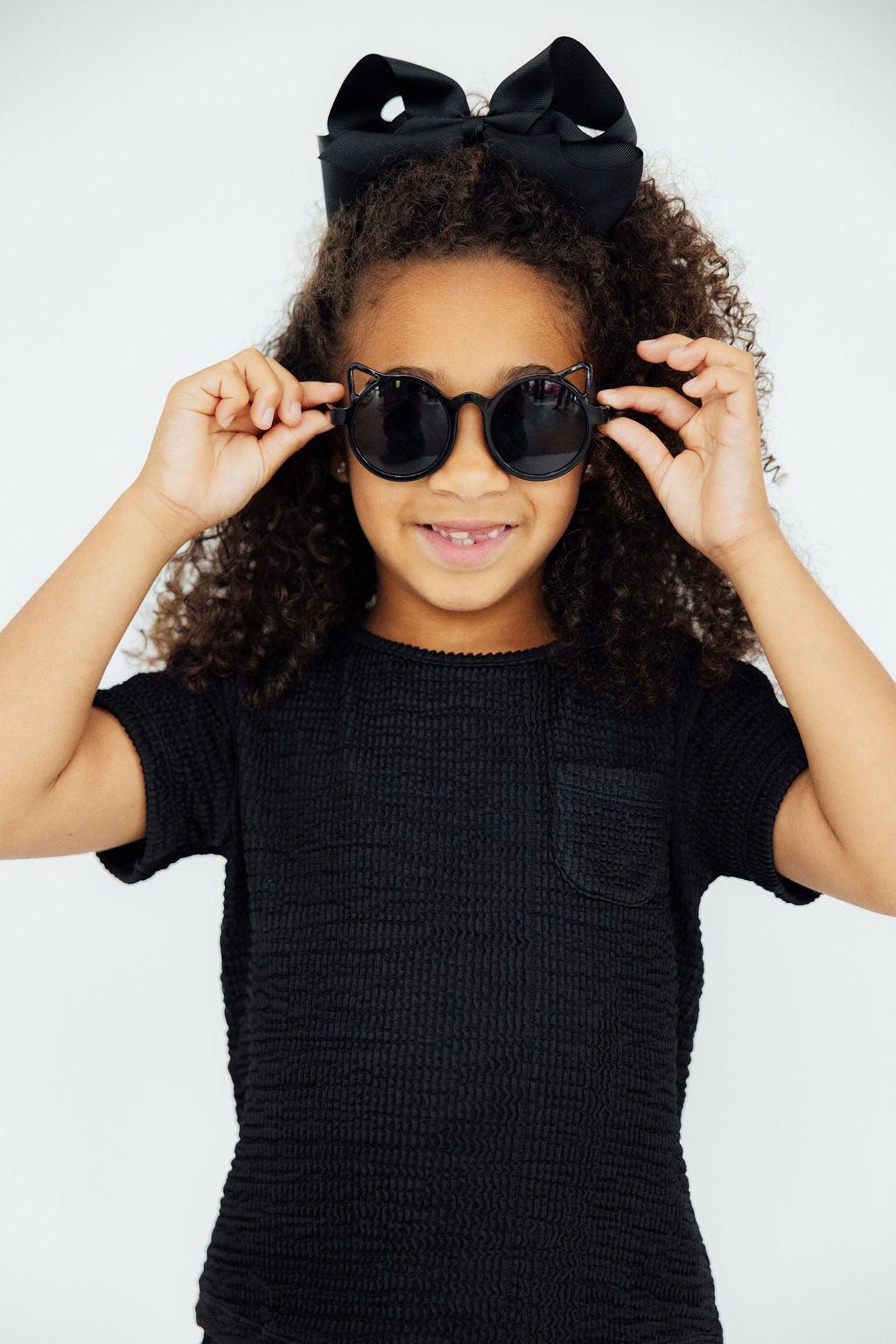 Black Scrunchy Pocket Tee - Image 2