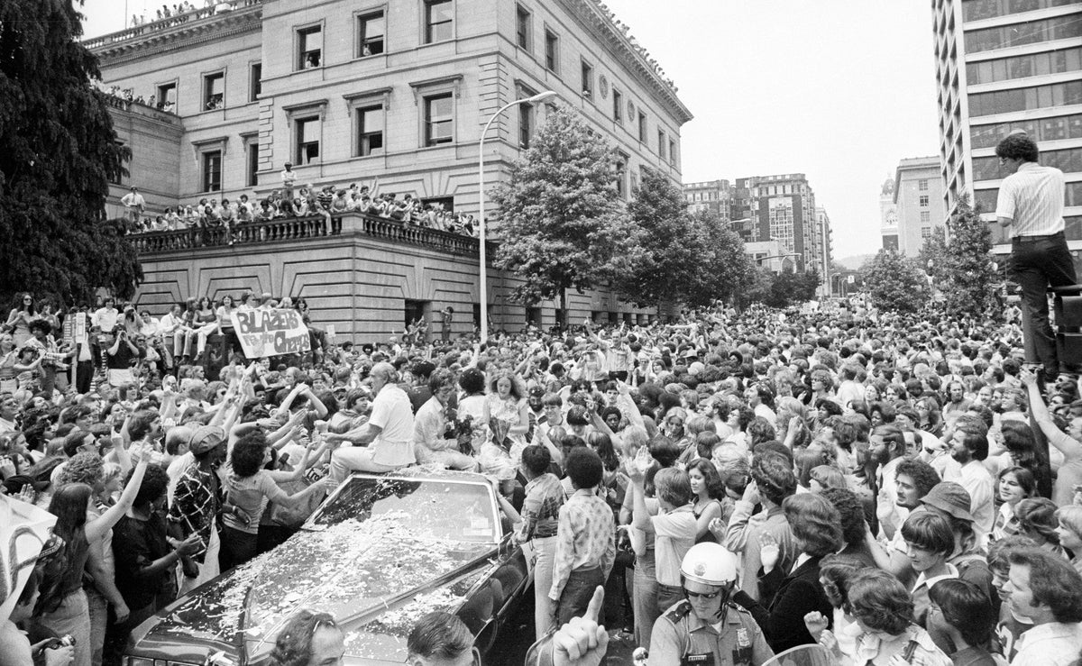 Blazers of Glory: Celebrating the 40th Anniversary of Portland’s Championship Season - Additional Book View 10