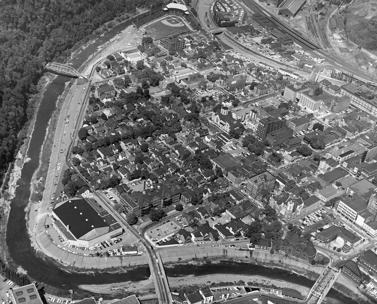 Johnstown Memories II: The 1940s, 1950s and 1960s - Additional Book View 2