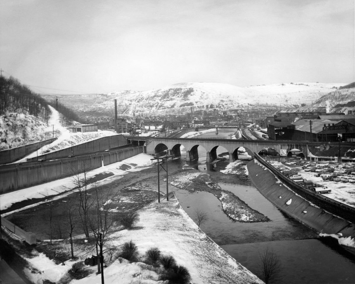 Johnstown Memories II: The 1940s, 1950s and 1960s - Additional Book View 6