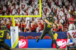 Flying High: The University of Oregons Remarkable 2019 Football Season