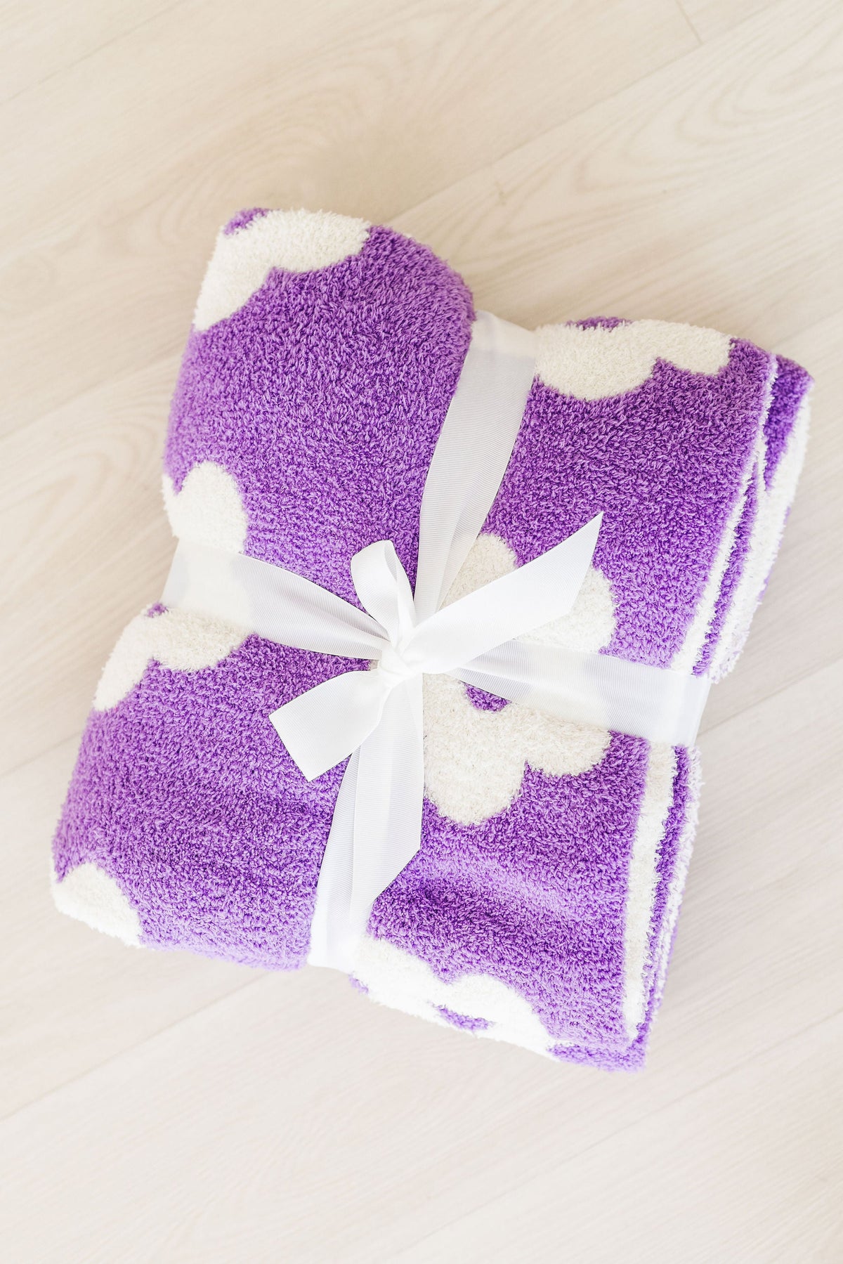 Lilac/Coconut Flower Cozy Blanket - Image 2