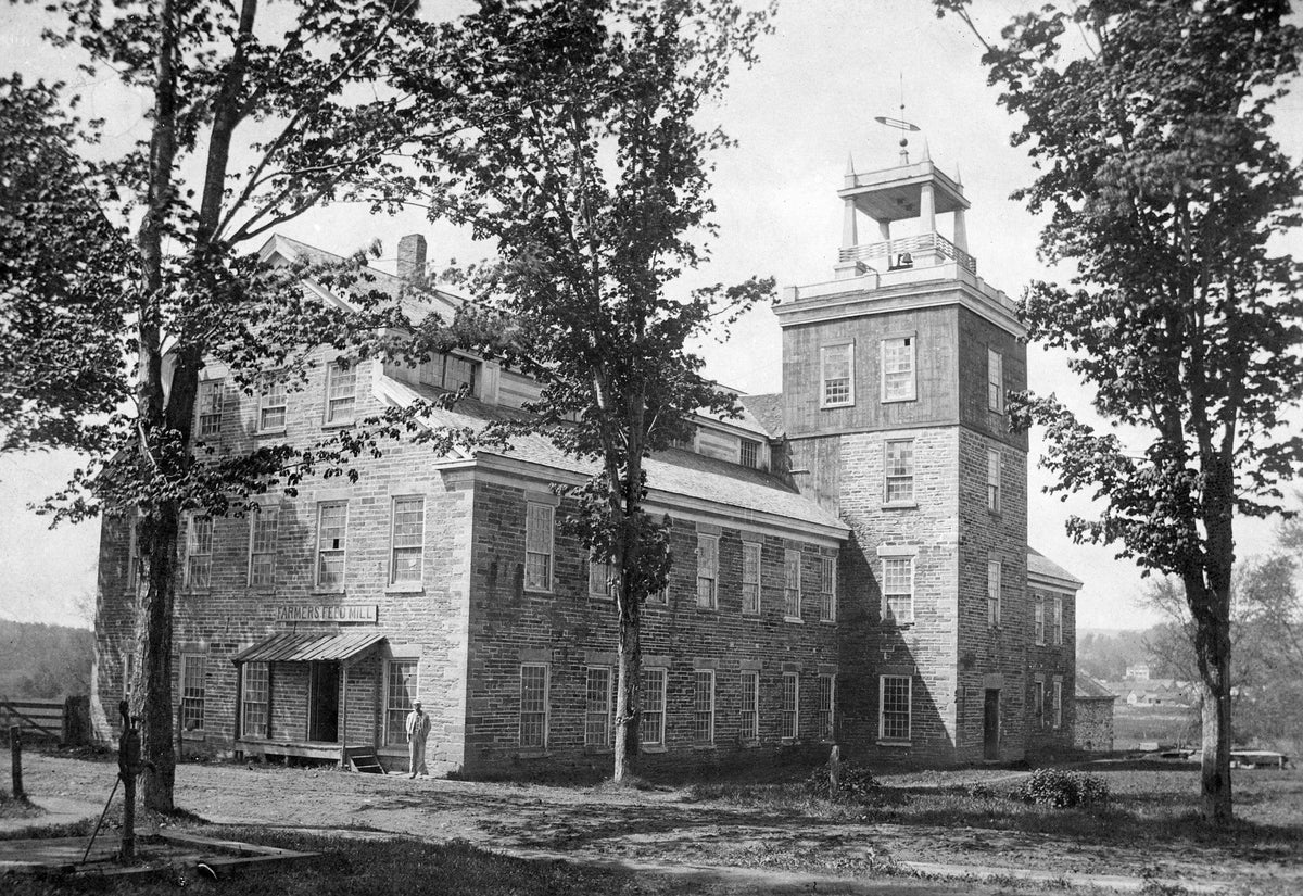 A Pictorial History: Looking Back: Otsego, Delaware, Chenango and Schoharie Counties of Upstate New York - Additional Book View 8