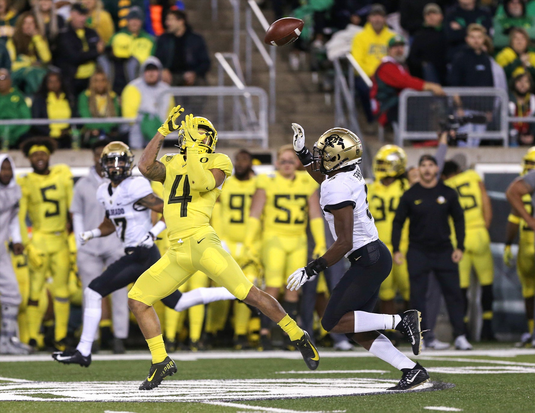 Flying High: The University of Oregons Remarkable 2019 Football Season