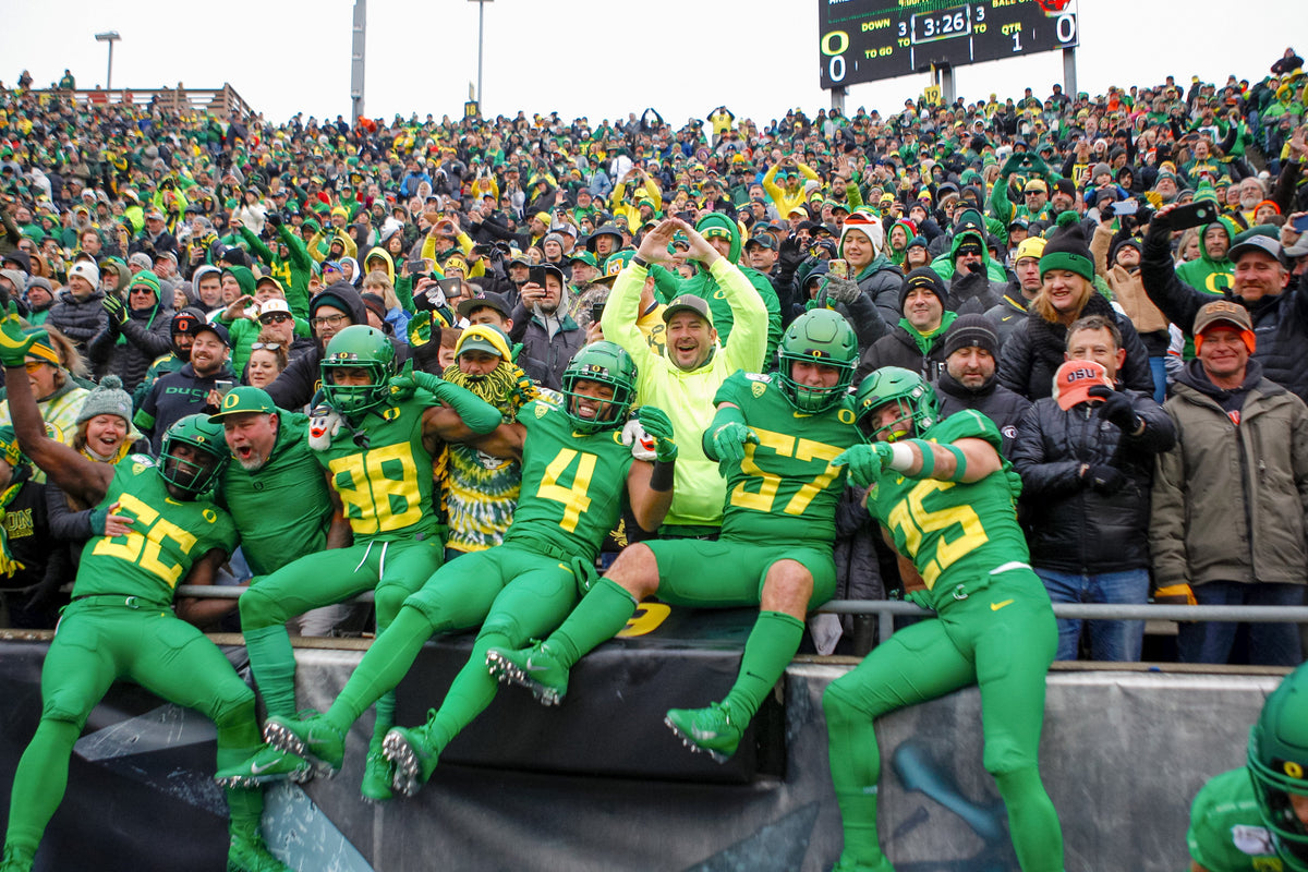 Flying High: The University of Oregons Remarkable 2019 Football Season