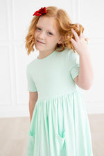 Pastel Green S/S Pocket Twirl Dress - Image 5