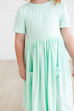 Pastel Green S/S Pocket Twirl Dress - Image 6