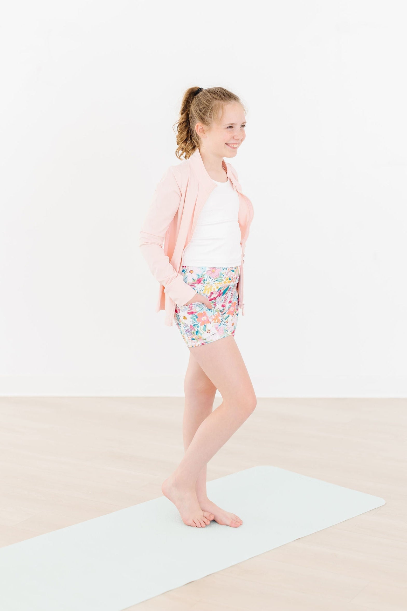 Petal Power Active Shorty Shorts - Image 3