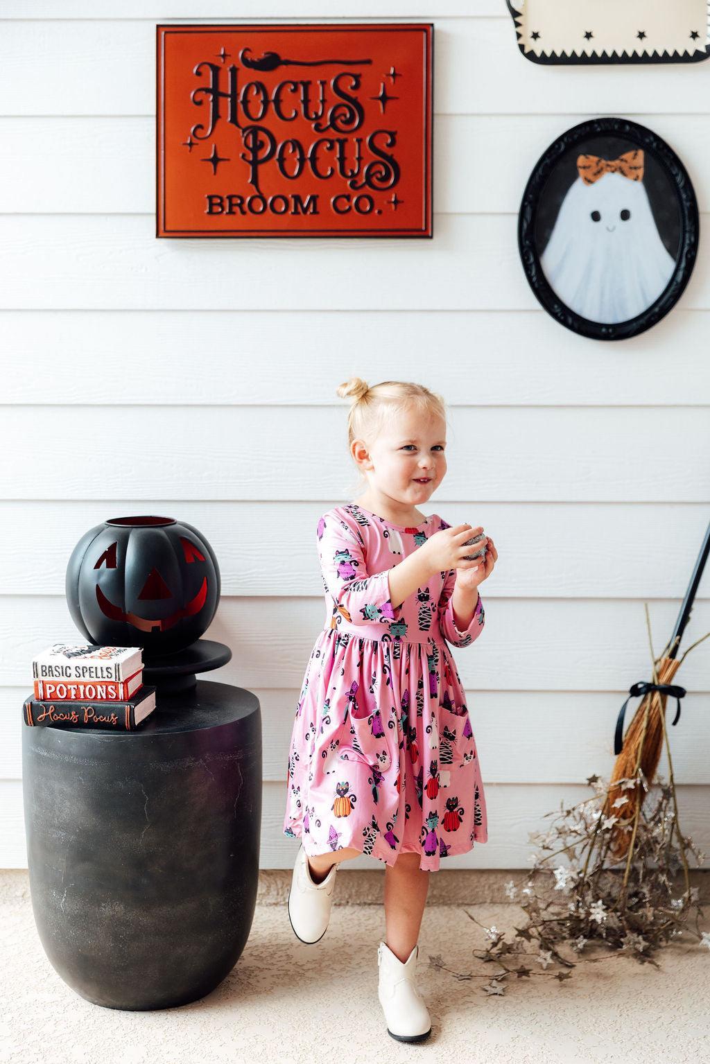 Purr-fectly Spooky 3/4 Sleeve Pocket Twirl Dress - Image 4