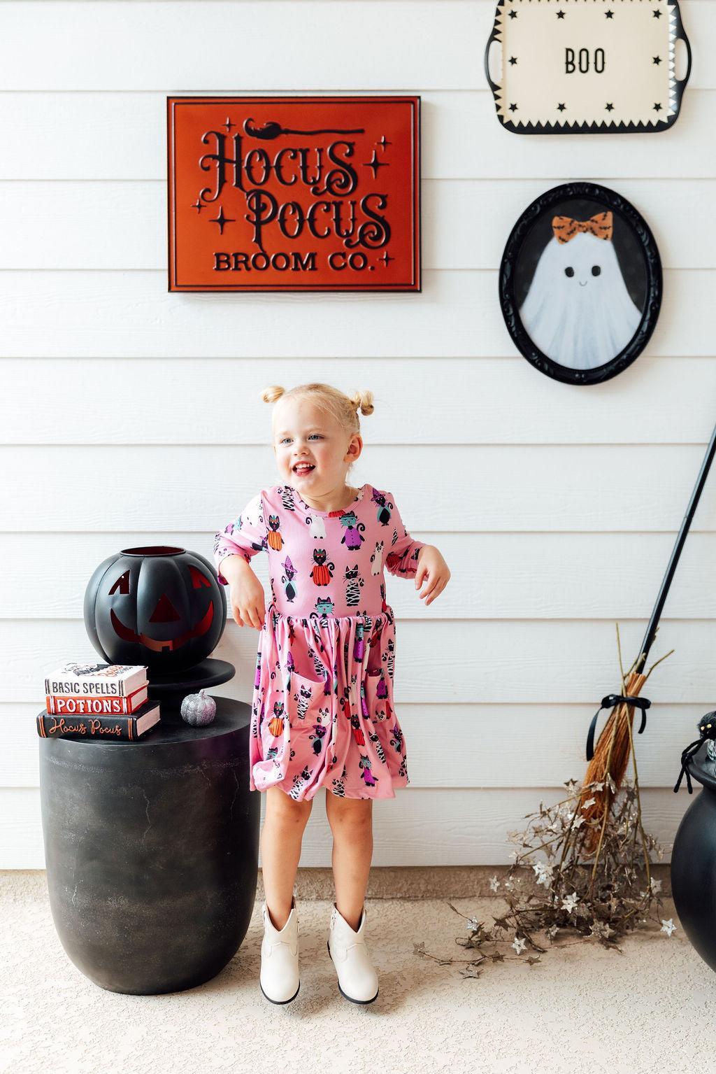 Purr-fectly Spooky 3/4 Sleeve Pocket Twirl Dress - Image 5